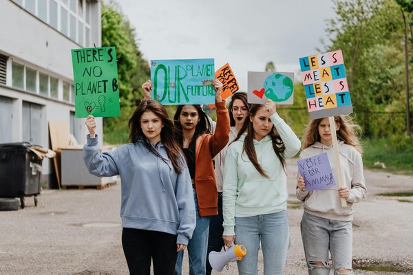 Promouvoir la culture locale : stratégies sur les réseaux sociaux